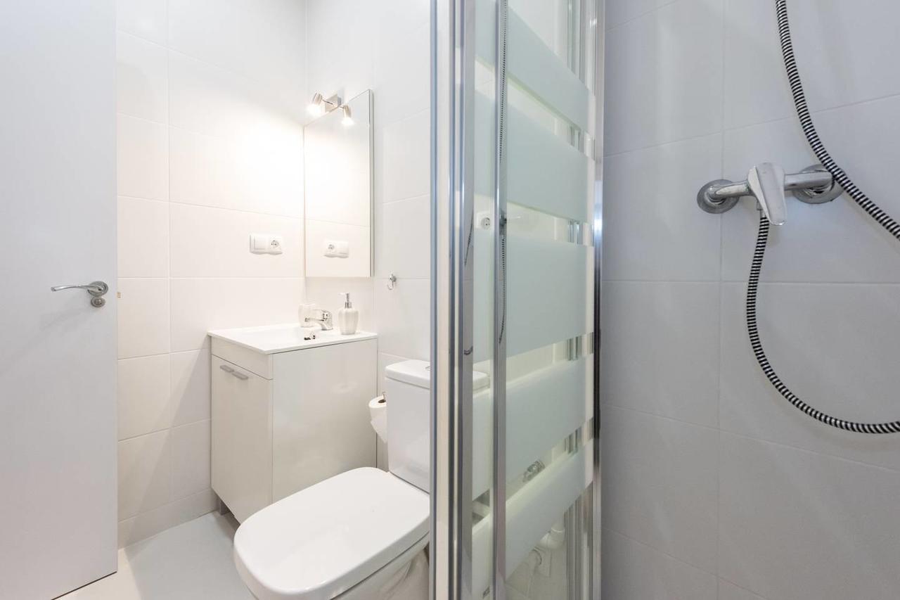 M&F Gran Via 3 Hab Apartment มาดริด ภายนอก รูปภาพ